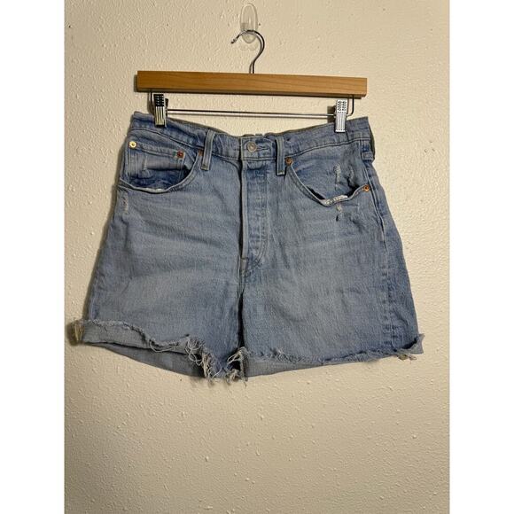 Levi's 501 Midi Shorts - Picture 1 of 6